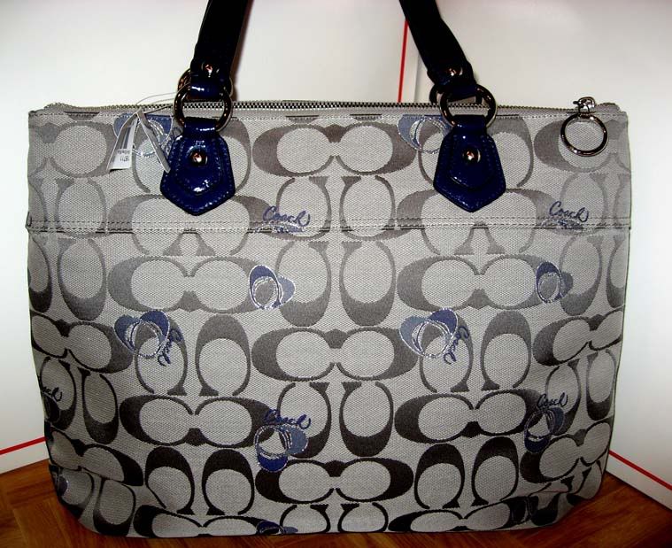   SIGNATURE POPPY HEARTS SILVER/GREY/ BLUE HEARTS GLAM TOTE BAG 18711