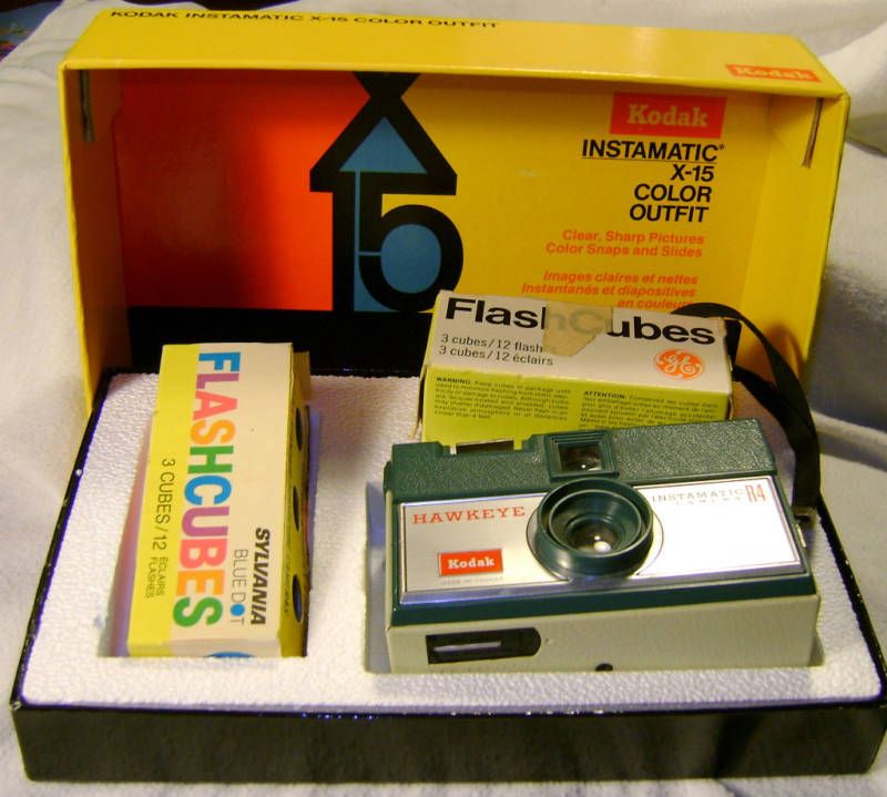 KODAK HAWKEYE INSTAMATIC R4 Camera  