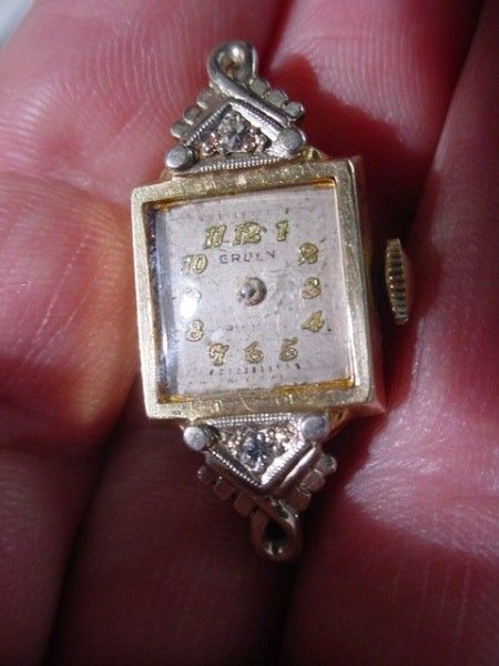 Antique Gruen ART DECO 14K GOLD & DIAMOND LADIES WATCH Needs Repair 