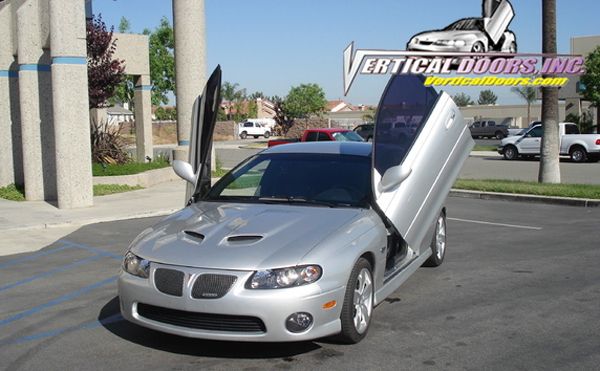 GTO 04 06 Pontiac Lambo Vertical Doors Kit  