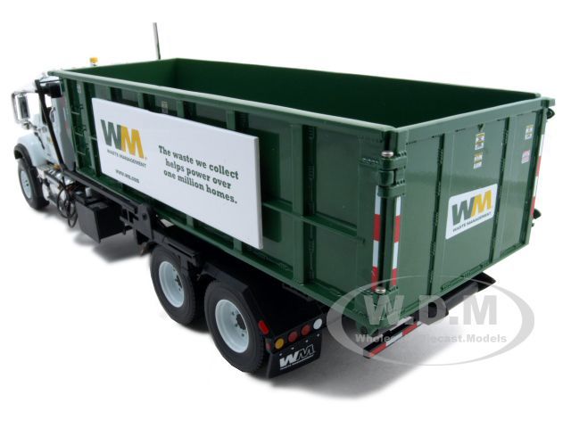 MACK GRANITE WASTE MANAGEMENT GARBAGE TRUCK 134  