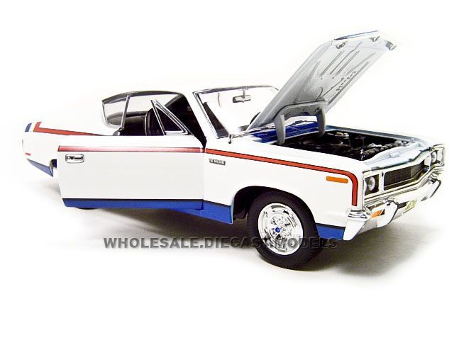 1970 AMC REBEL WHITE 118 DIECAST MODEL  