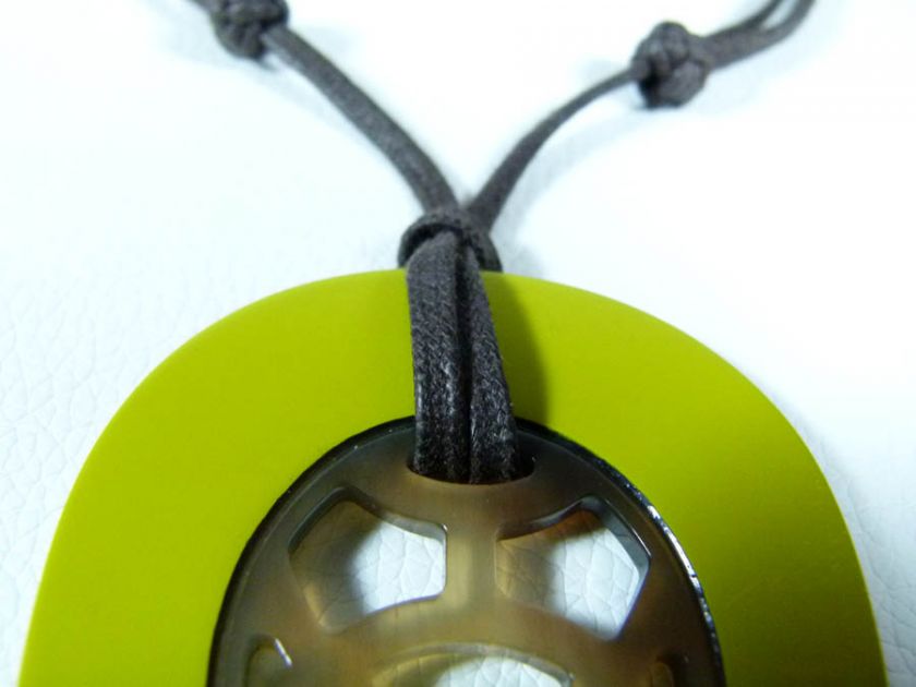   LIFT GM BUFFALO HORN NECKLACE PENDANT LACQUER ANISE GREEN  