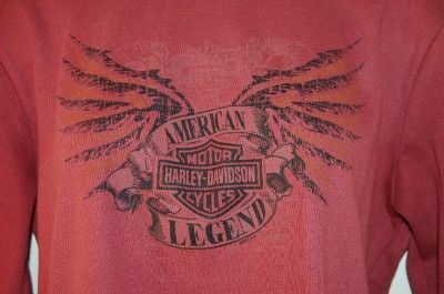   sleeve thermal shirt from Arizona. In very good pre owned condition