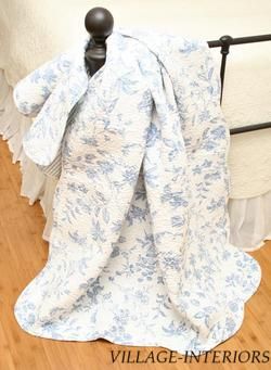 BRIGHTON BLUE & IVORY WHITE TOILE COTTON QUILT THROW  