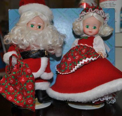 Madame Alexander Santa Claus & Mrs. Claus 8, MIB  