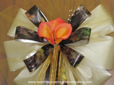 ORANGE CALLA LILLIES MOSSY OAK BREAK UP Pew Bows  