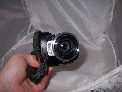 Sony Handycam SR10 40 GB Camcorder   Black 718122506835  