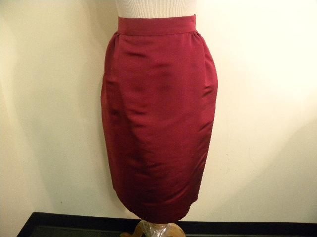 CAROLINA HERRERA wine silk skirt suit 8 BEAUTIFUL  