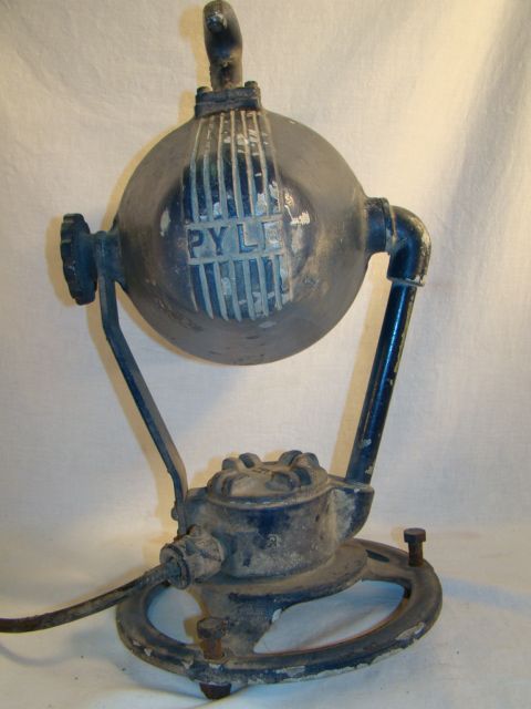   Ship SPOTLIGHT Old PYLE Swivel SEARCH LIGHT Retro BOAT Lamp  