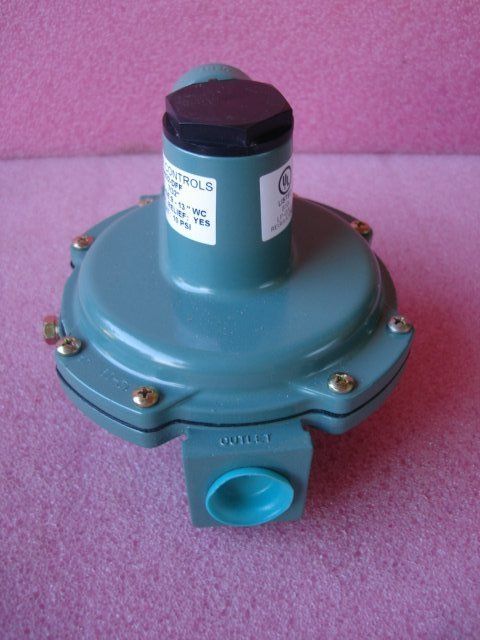 Fisher Controls Service Regulator type R622 DFF  