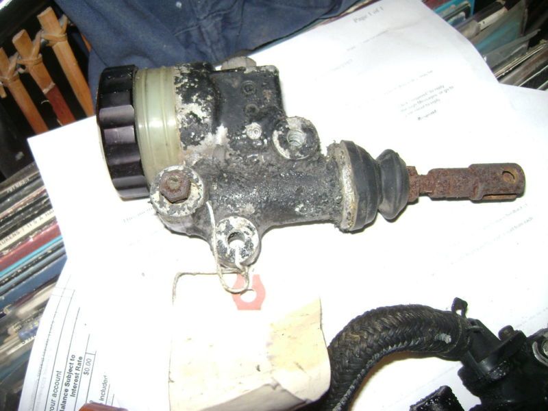 Honda goldwing Gl1000,1978 Back Master Cylinder  