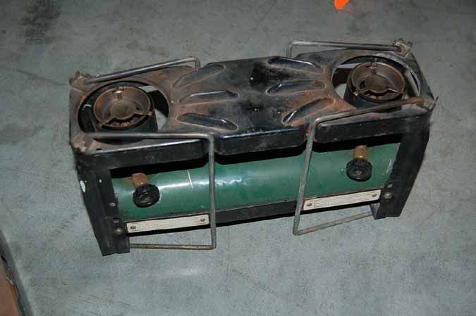 WWII US Army medicall coleman 2 burner stove with storage box vintage 