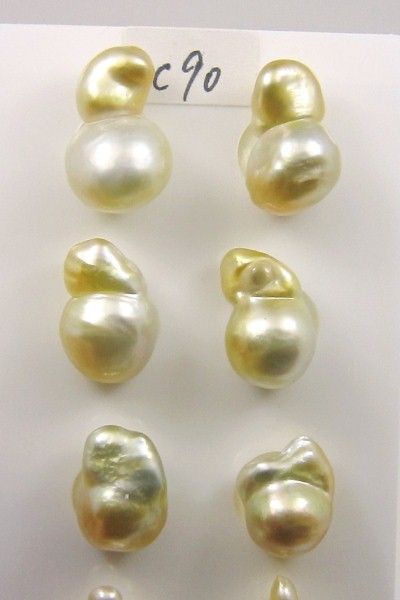 12 PIECES BAROQUE AUSTRALIAN SOUTH SEA PEARLS #C90  