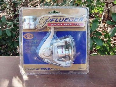 NIP Pflueger Trion Model 4520GX Micro 5 Bearing Spinning Reel with 