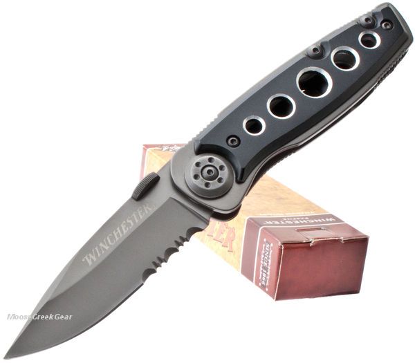 this is the winchester parfive drop point linerlock knife it measures 