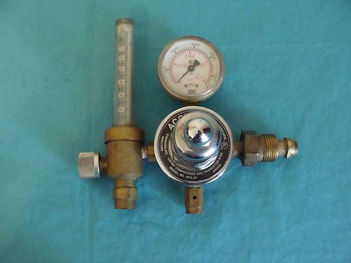 ACCU TROL COMPRESSED GAS REGULATOR 876X MODEL NO RFS 3P  