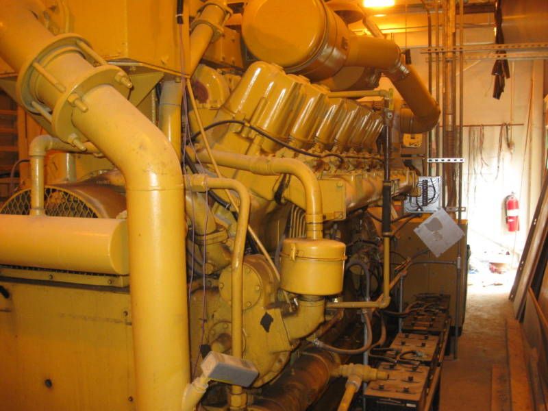 Waukesha 600 kW 12 cyl Diesel Generator **Only 379 hrs*  