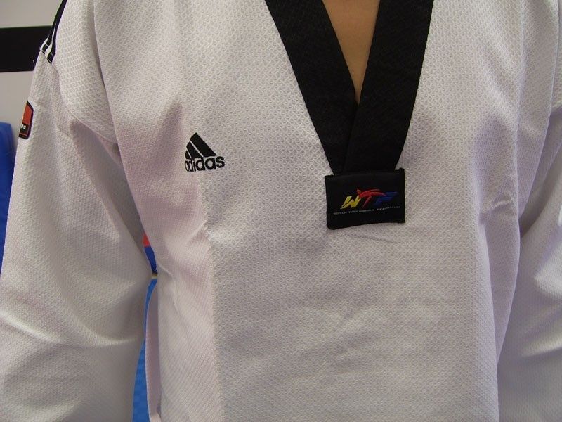 BRAND NEW ADIDAS WTF APPROVED GRAND MASTER TAEKWONDO UNIFORM W/STRIPES 