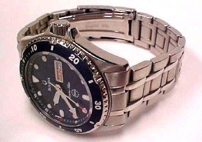 BULOVA MARINE STAR BLUE DIAL BEZEL 200 METER WATCH MEN  