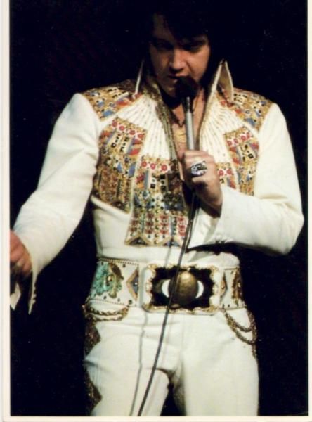 c1977 ELVIS PRESLEY   STUTZ BLACKHAWK   CONCERT four  