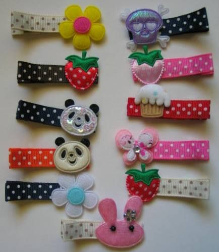 GIRL ALLIGATOR HAIR CLIPS BARRETTES POLKA DOTS 1 PAIR  