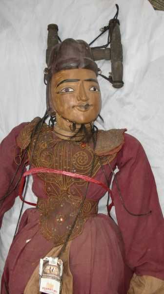   RARE FULL SIZE BURMESE MUSLIM MAGICIAN TEAK WOOD 60 PUPPET.  