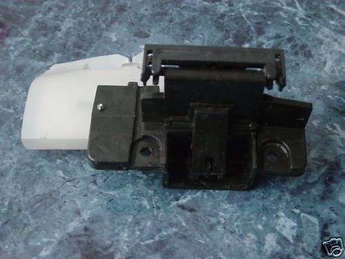 KITCHEN AID DISHWASHER DOOR LATCH PART 9743179 675760  